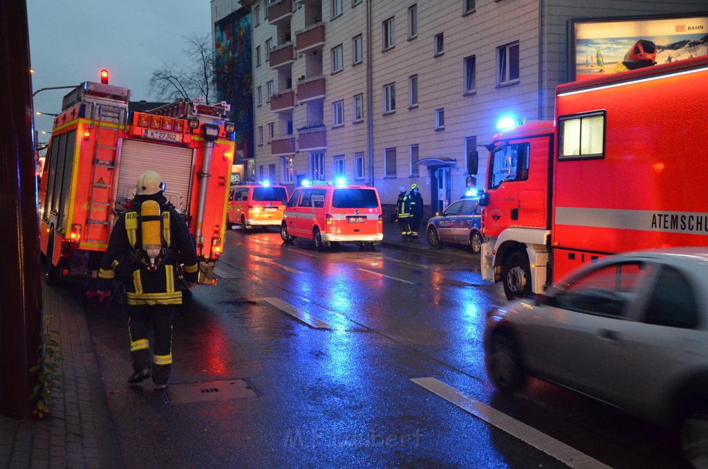 Feuer 2 Dachwohnung Koeln Severinswall Bayenstr P133.JPG